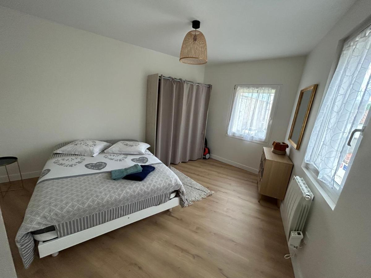 Appartement T2 Lumineux Et Cosy Au Calme Proche Du Centre Avec Tv Et Wifi Ла-Рошель Экстерьер фото